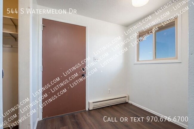 Building Photo - 544 S Watermelon Dr