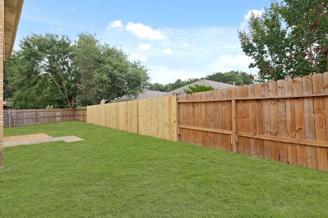 Building Photo - 12206 Innisfall Cir