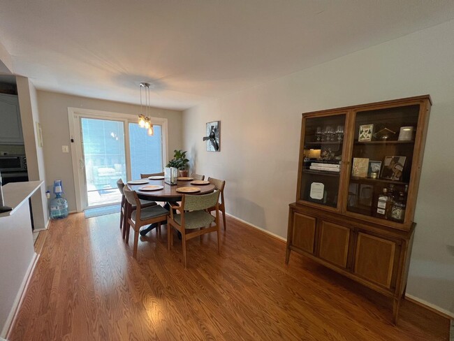 Building Photo - 1754 Harvest Dr
