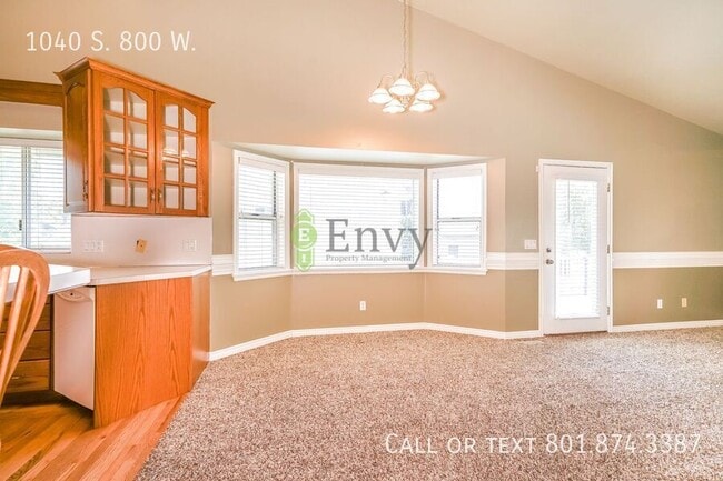 Building Photo - 1040 S 800 W