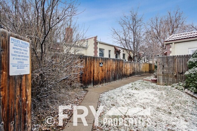 Building Photo - 1415 Ivy St