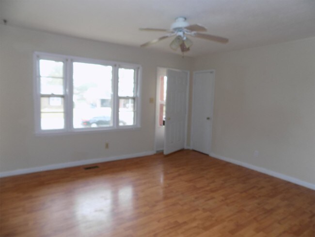 Building Photo - 6510 Cissna Dr