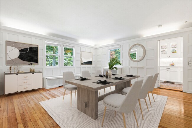 Building Photo - 30 Park Dr N