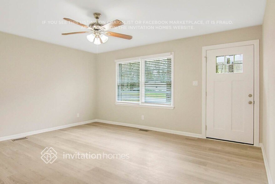 Building Photo - 1700 Woodland Rd