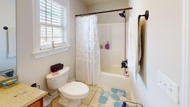 Building Photo - 9316 Shingle Oak Dr