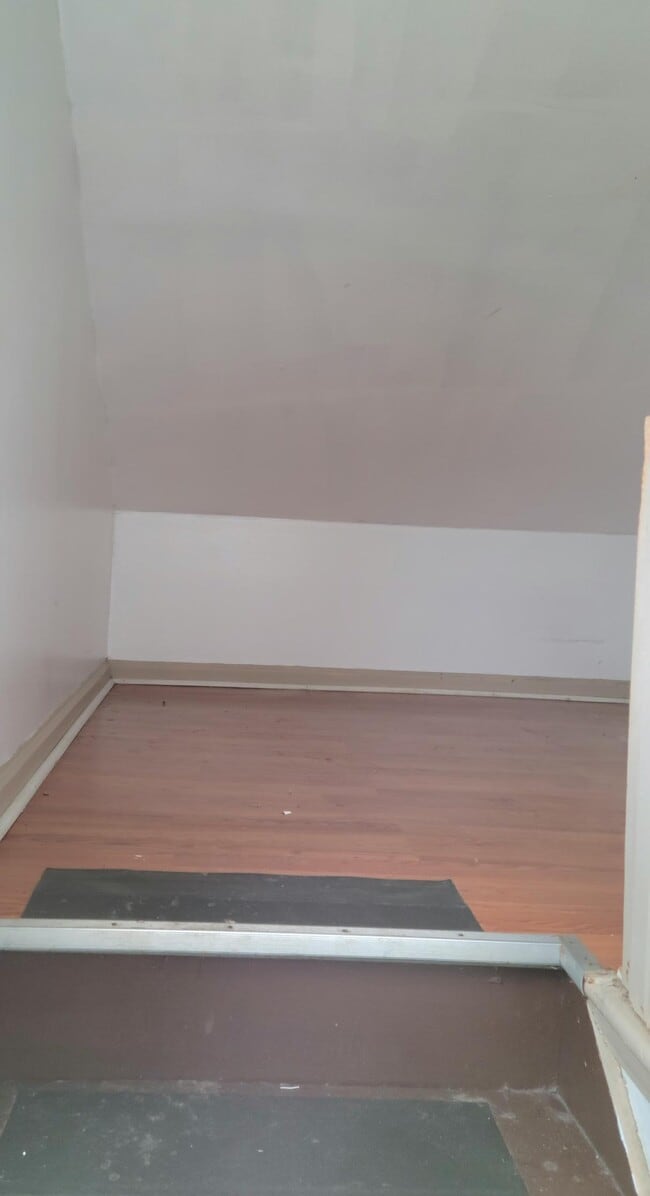 Building Photo - 1326 S Pittsburgh St