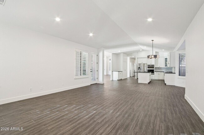 Building Photo - 6991 W Firebird Dr