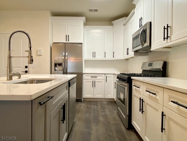 Building Photo - 169 Tarrington Rd