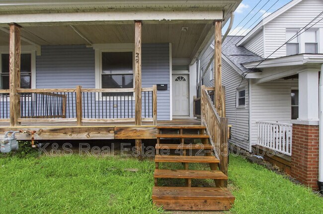 Building Photo - 29 E Orchard Ave