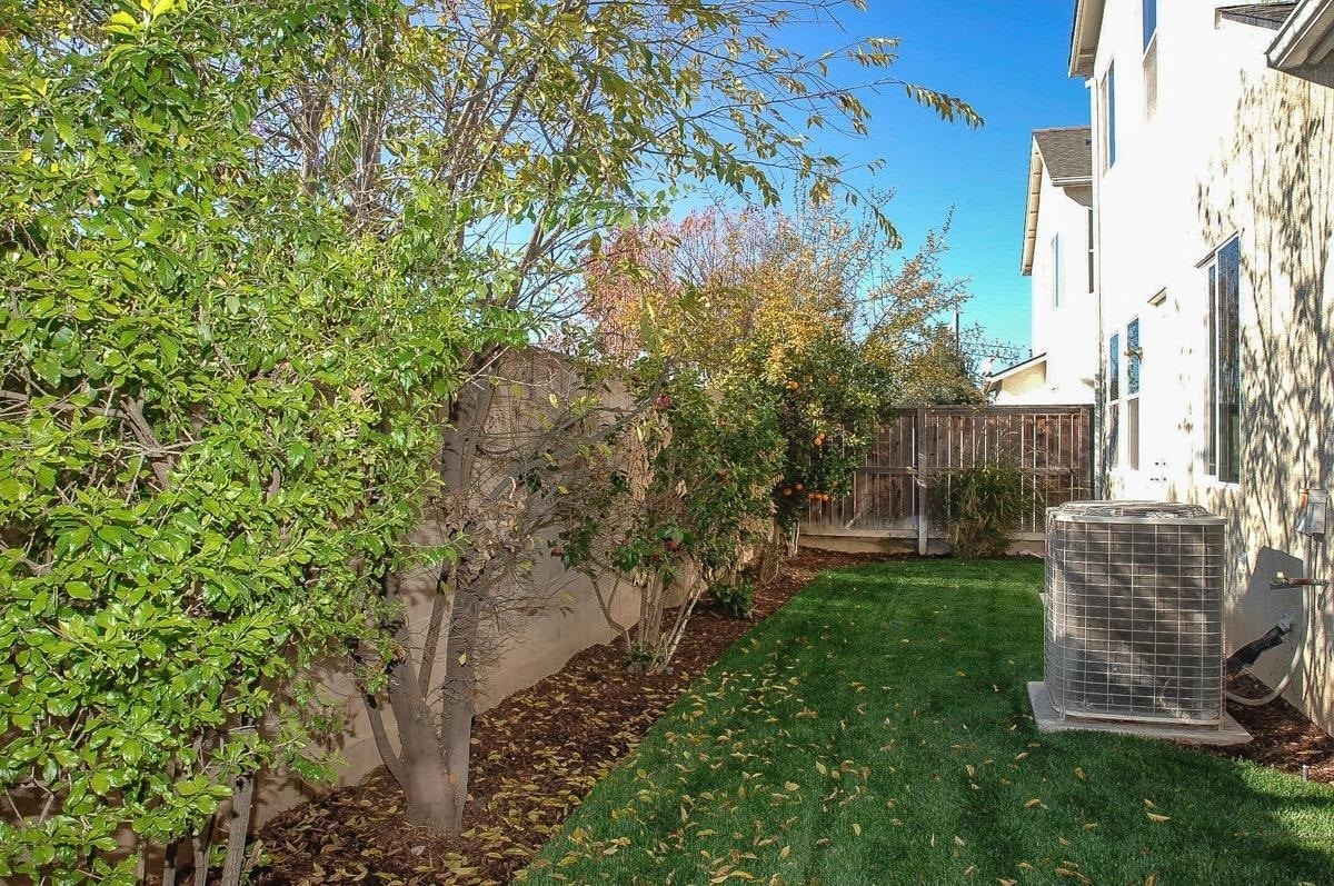Building Photo - 772 W Barcelona Ln