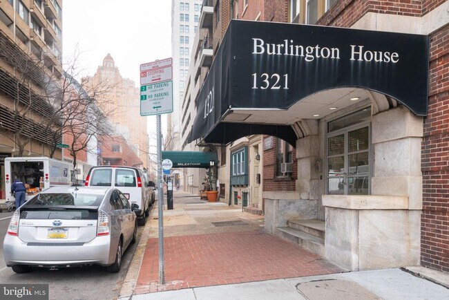 Primary Photo - 1321 Spruce St