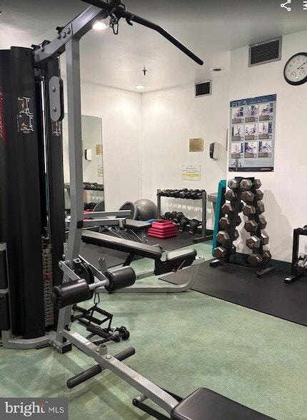 Building Photo - 6300 Stevenson Ave