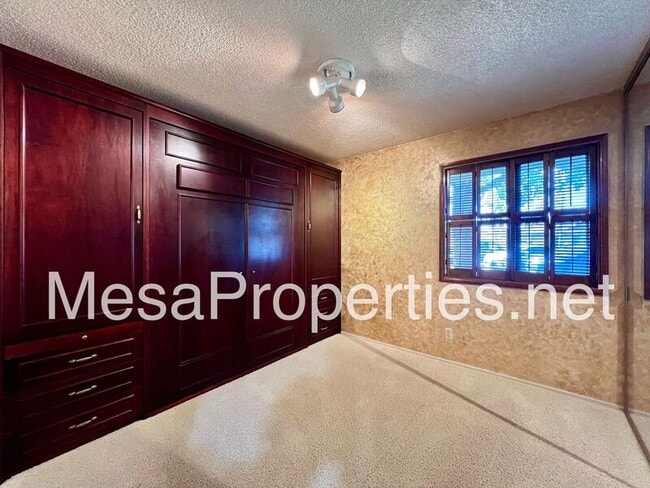 Building Photo - 5193 Steamboat Dr
