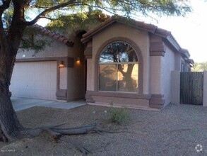 Building Photo - Spacious 4-Bed Home in Rancho Sahuarita – ...