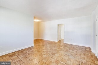 Building Photo - 1722 N Quinn St