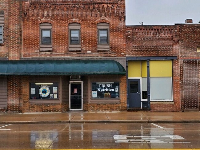 Building Photo - 1406 Main St