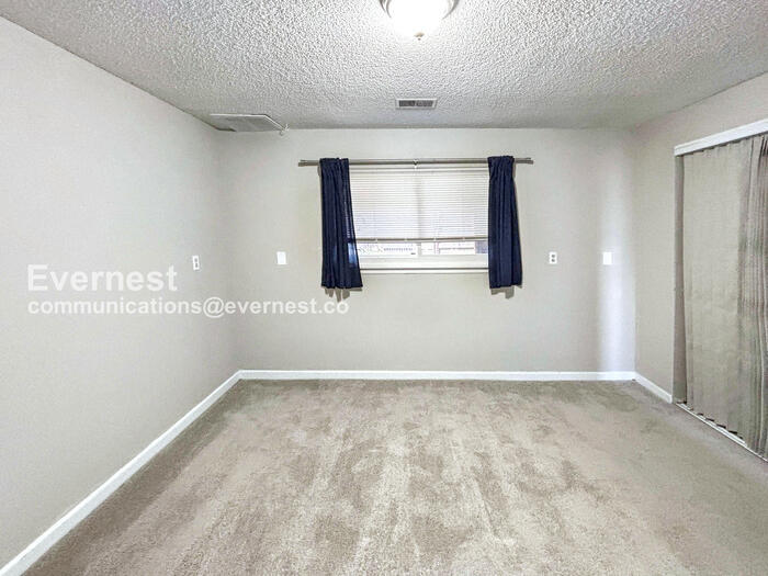 Building Photo - 1613 Depew St