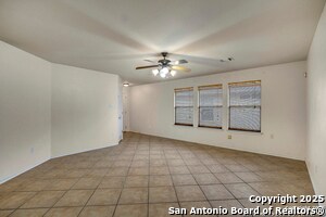 Building Photo - 121 Anvil Pl