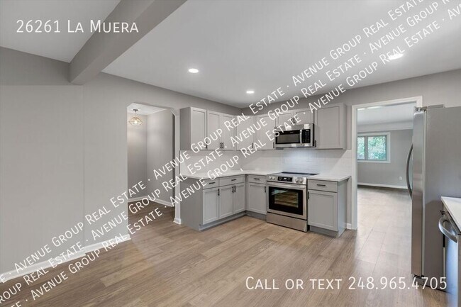 Building Photo - 26261 La Muera St