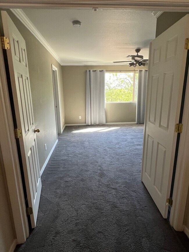 Building Photo - 3 Bedroom - 2 story home in Rancho Sahuarita