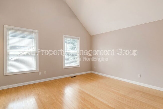 Building Photo - 51 E Prescott St