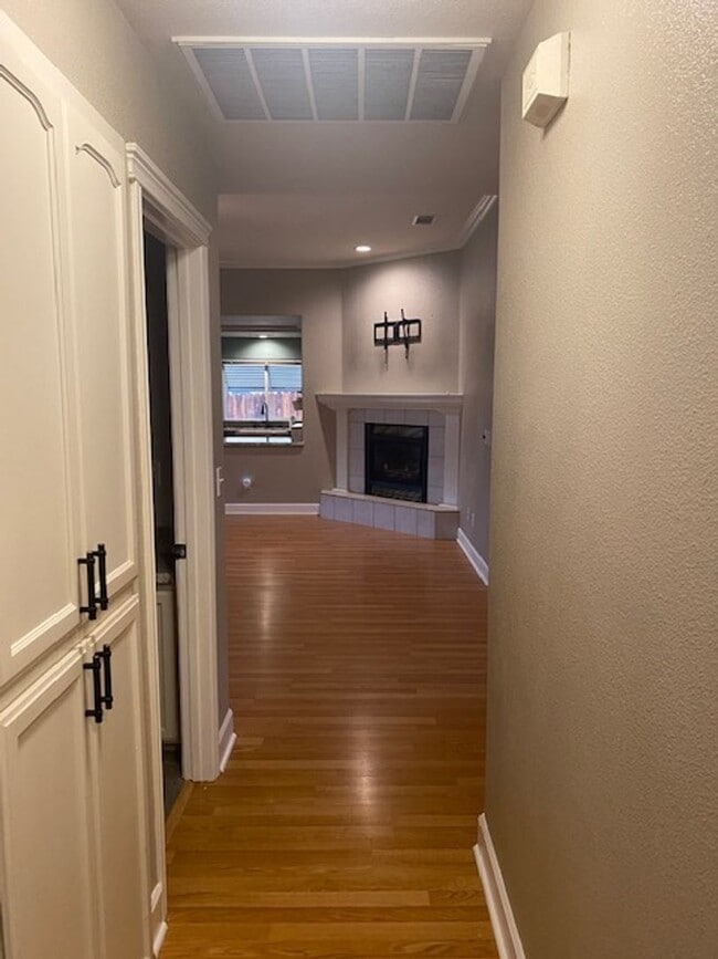 Building Photo - Nice Home in Windsor Estates!!