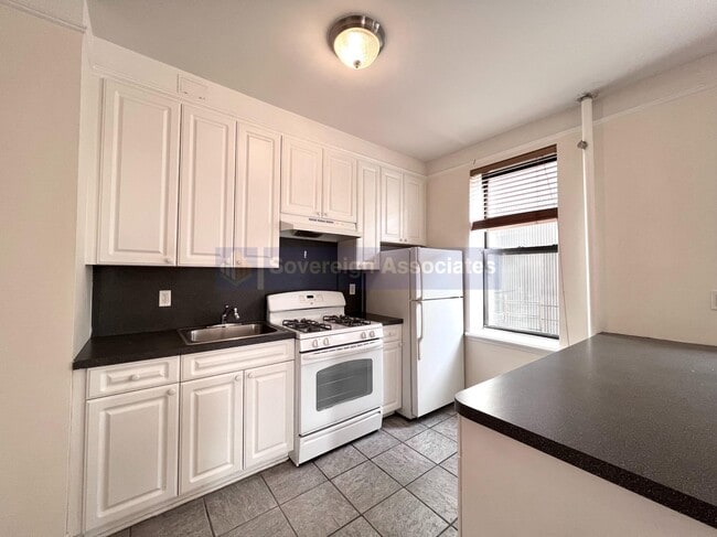 Floorplan - 105 Pinehurst Avenue