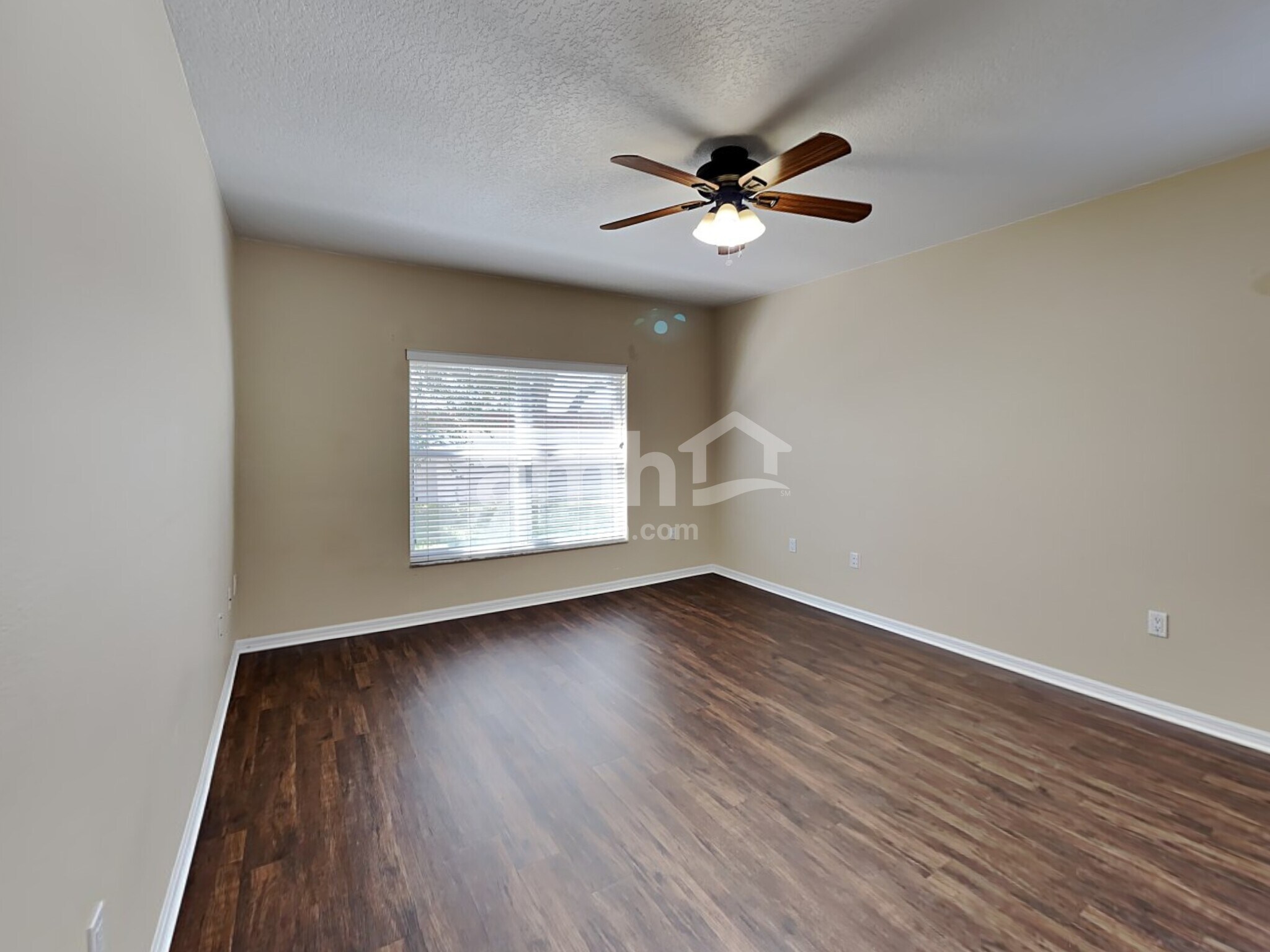 Building Photo - 7009 Cascades Ct