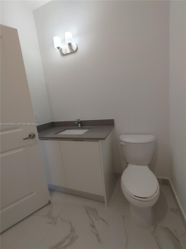 Building Photo - 34513 SW 191st Ave