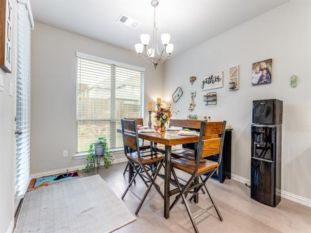 Building Photo - 1608 Carnation St