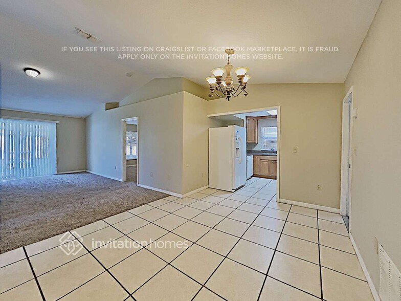 Building Photo - 1545 Reade Cir
