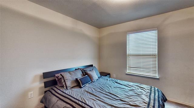 Building Photo - 8657 Star Thistle Dr