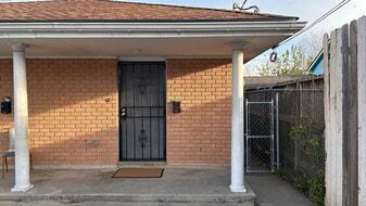 Building Photo - 2523 Law St