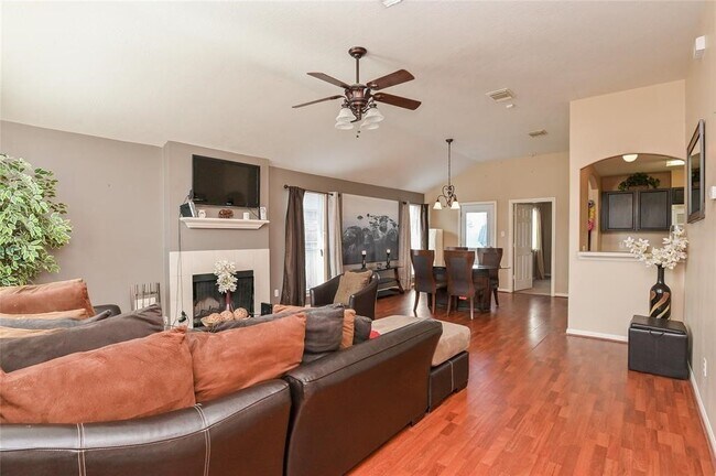 Building Photo - 18446 S Wimbledon Dr