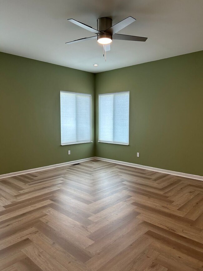 Building Photo - 2609 Beacon Point Ct