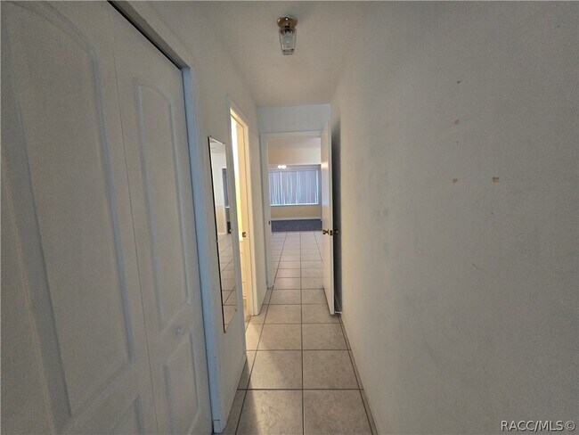 Building Photo - 2280 N Hardee Point