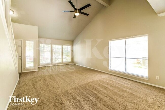 Building Photo - 1219 Catskill Dr