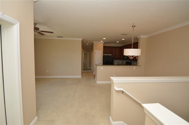 Building Photo - 190 Riverview Bend S