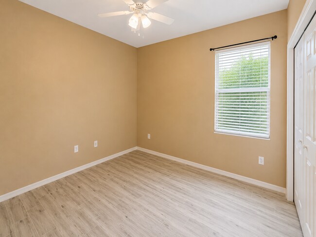 Building Photo - Annual 4-Bedroom, 3-Bath Pool Home with Outdoor Kitchen in Lakewood Ranch Greenbrook Village
