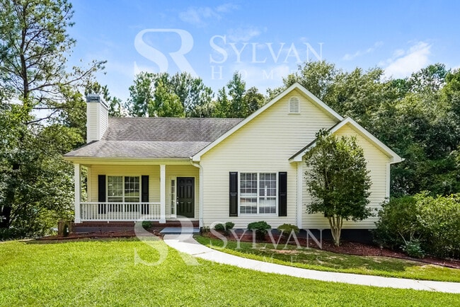 Building Photo - Lease today! No extra charge for contentment and relaxation!