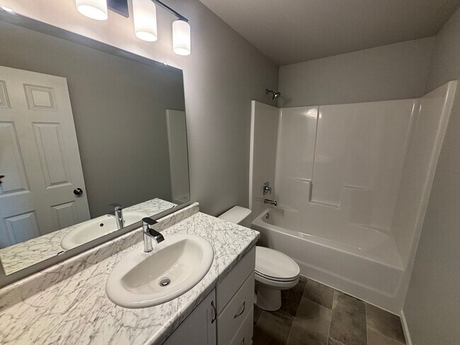 Building Photo - Brand-New 4-Bed Twinhome | 2,180 Sq Ft | S...