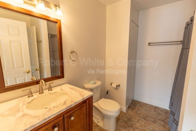 Building Photo - 85 N Main St