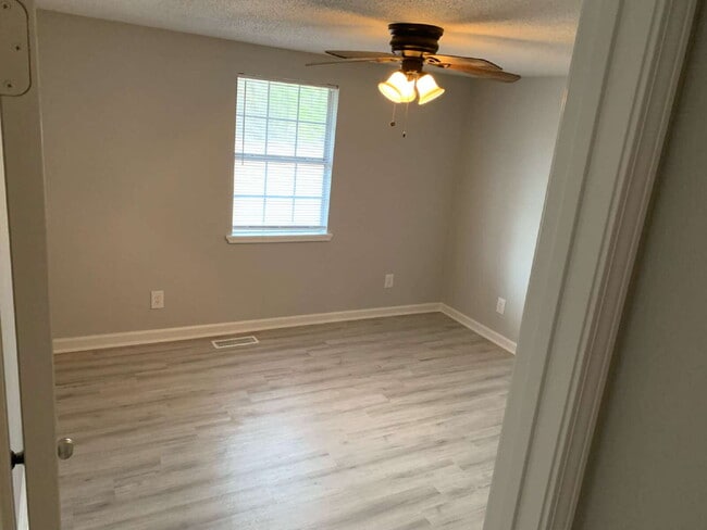 Building Photo - Outstanding 3-Bedroom Home in the Heart of...