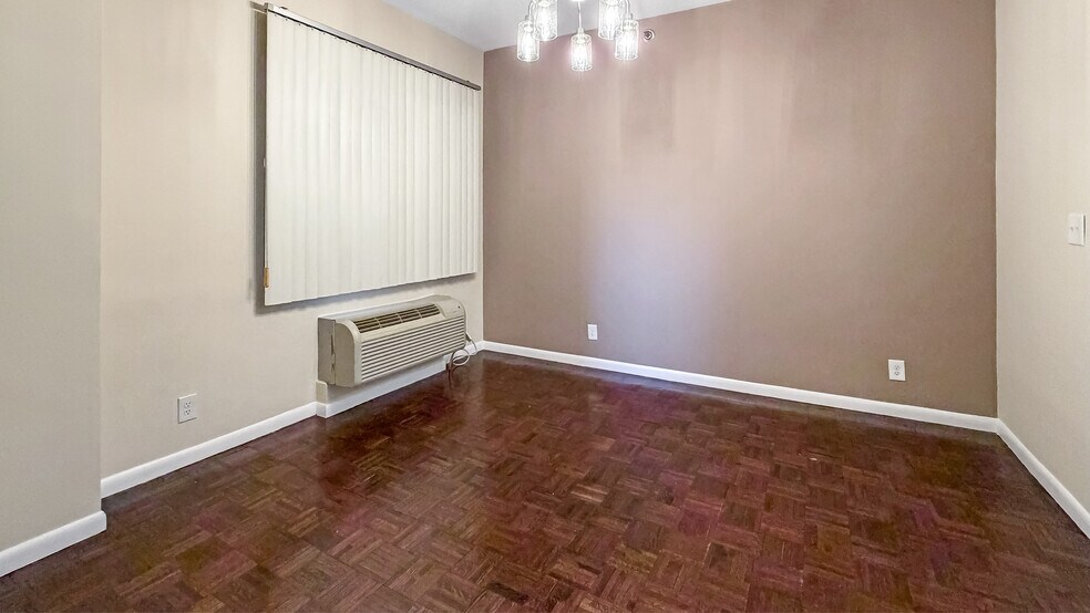 Building Photo - 326 Prospect Ave