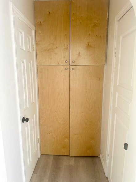 Building Photo - 1511 W 58th Pl