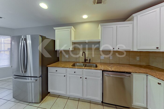 Building Photo - 8407 Taos Dr