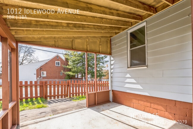 Building Photo - 1012 Idlewood Ave