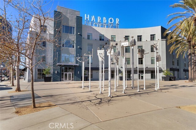 Building Photo - 435 W Center Street Promenade