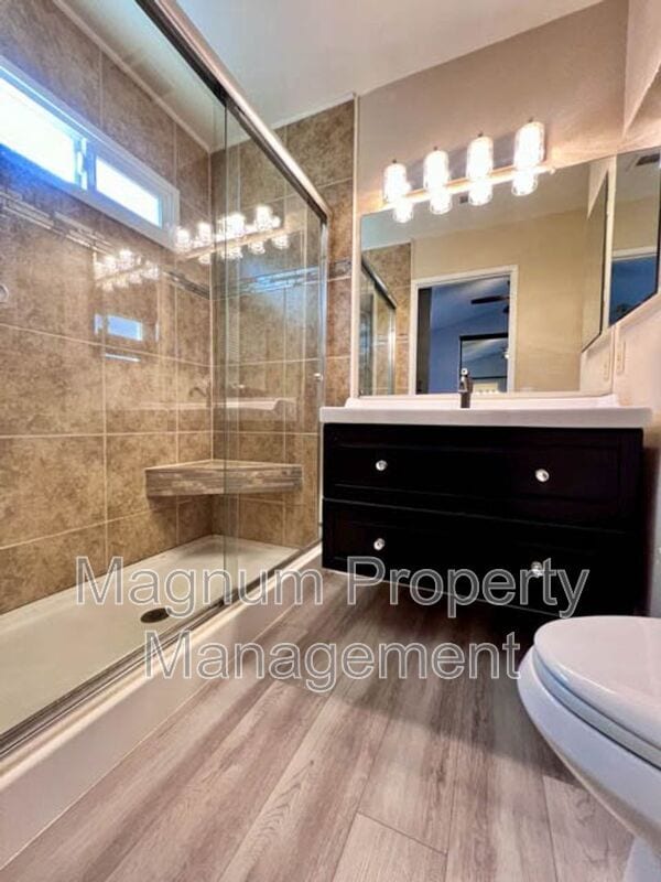 Building Photo - 27773 Moonridge Dr
