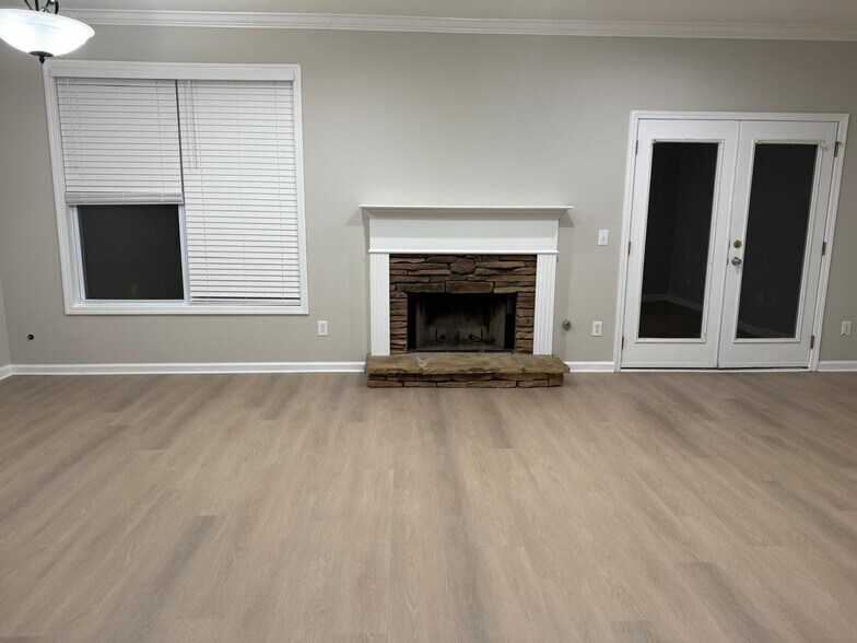 All new floor in Living Room - 1022 Firethorne Pass